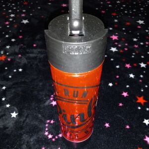 GUC VS PINK WATER BOTTLE